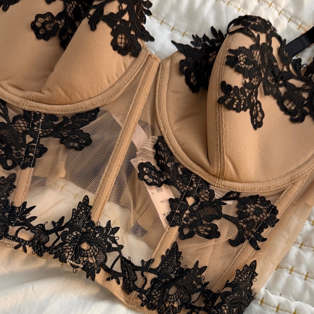 * Victoria’s Secret * Lace Bralette Bustier Set- Red Tan lace, 34DD 34DDD - NWT - Picture 3 of 9